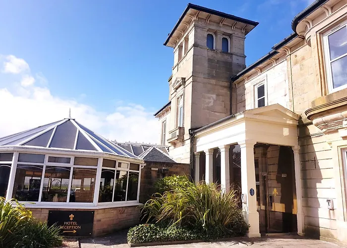 4 star hotel: Fairfield House Hotel